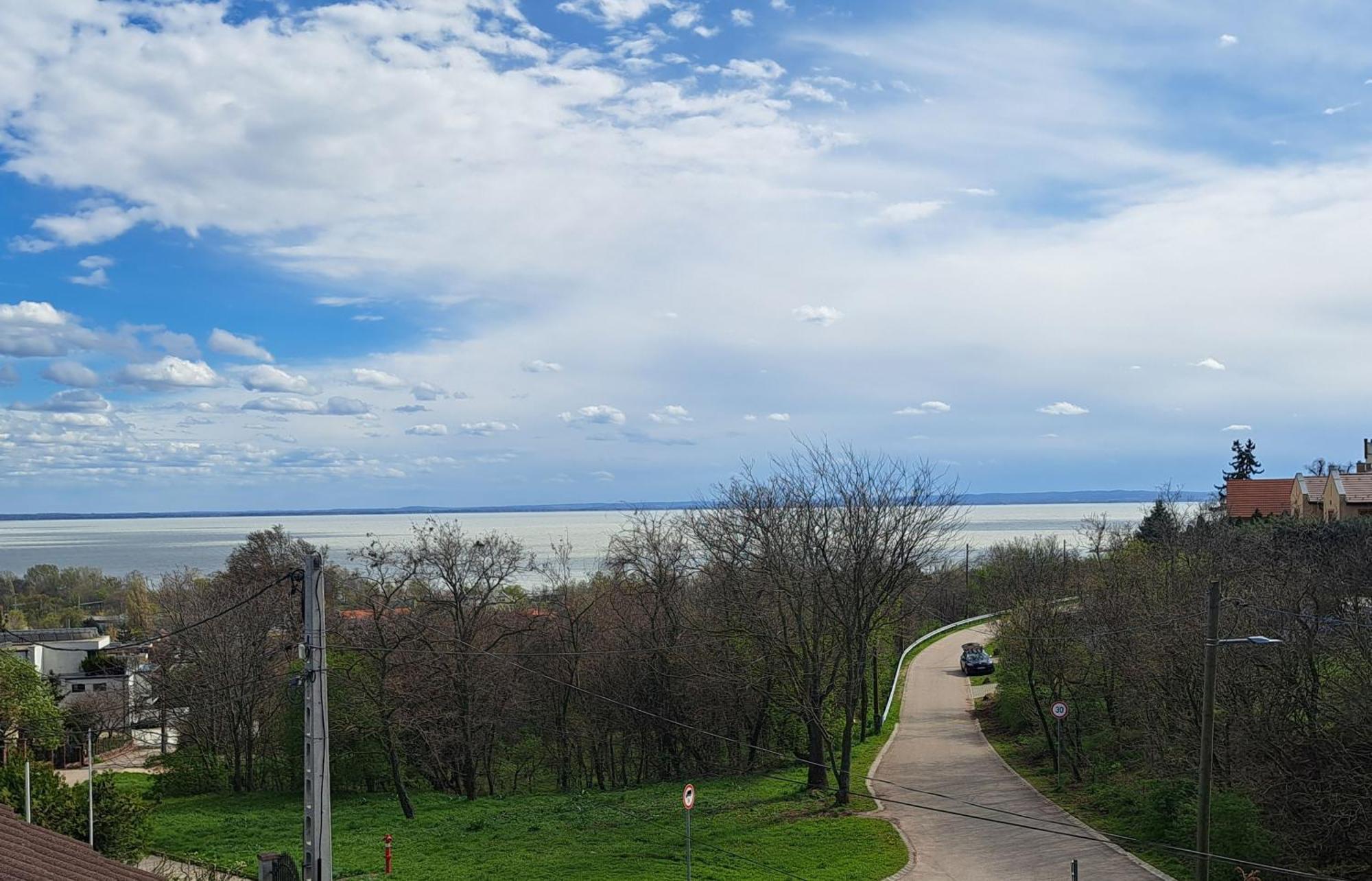 Malibu Apartment Balaton North Балатональмаді Екстер'єр фото